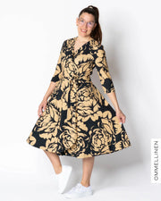 WRAP dress, Babushka Roses Giant - black/sand