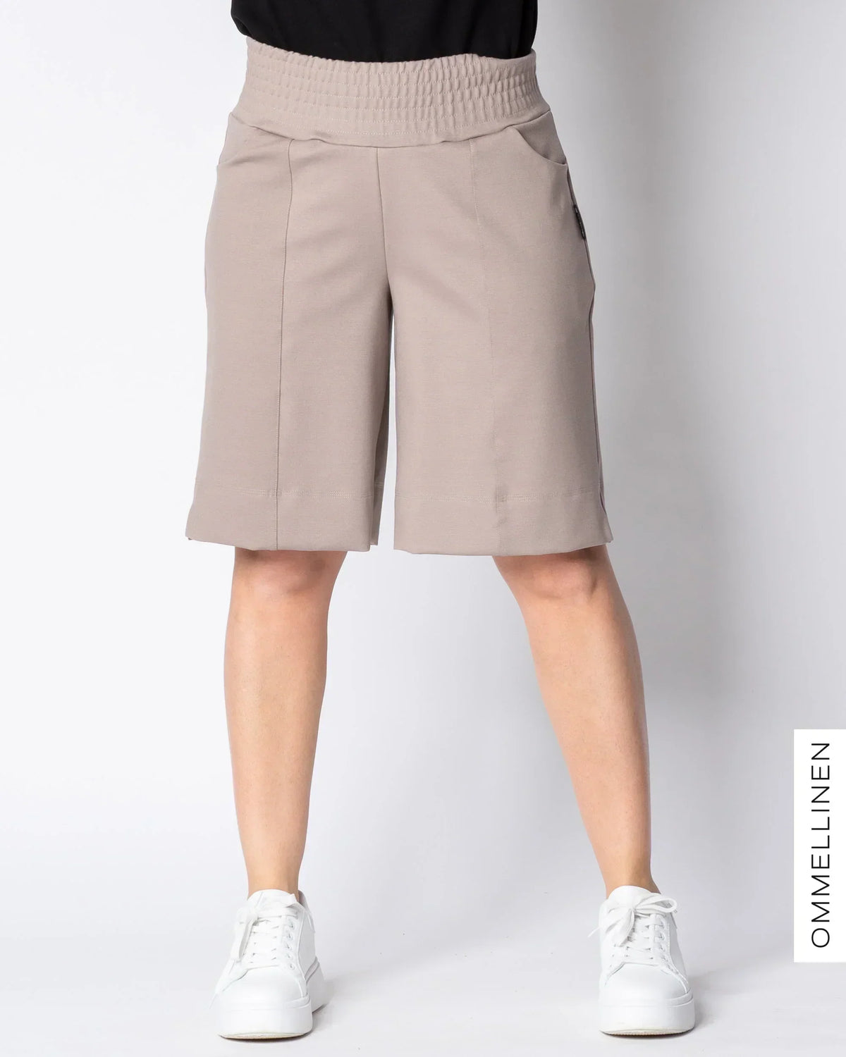 Lempishortsit, latte