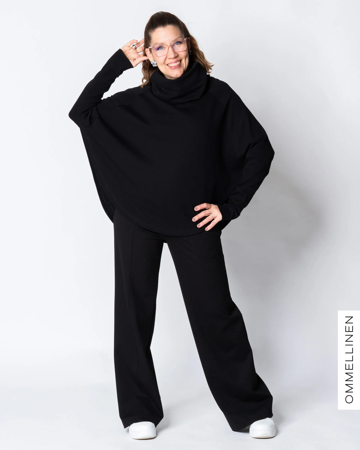 PANCHO, black
