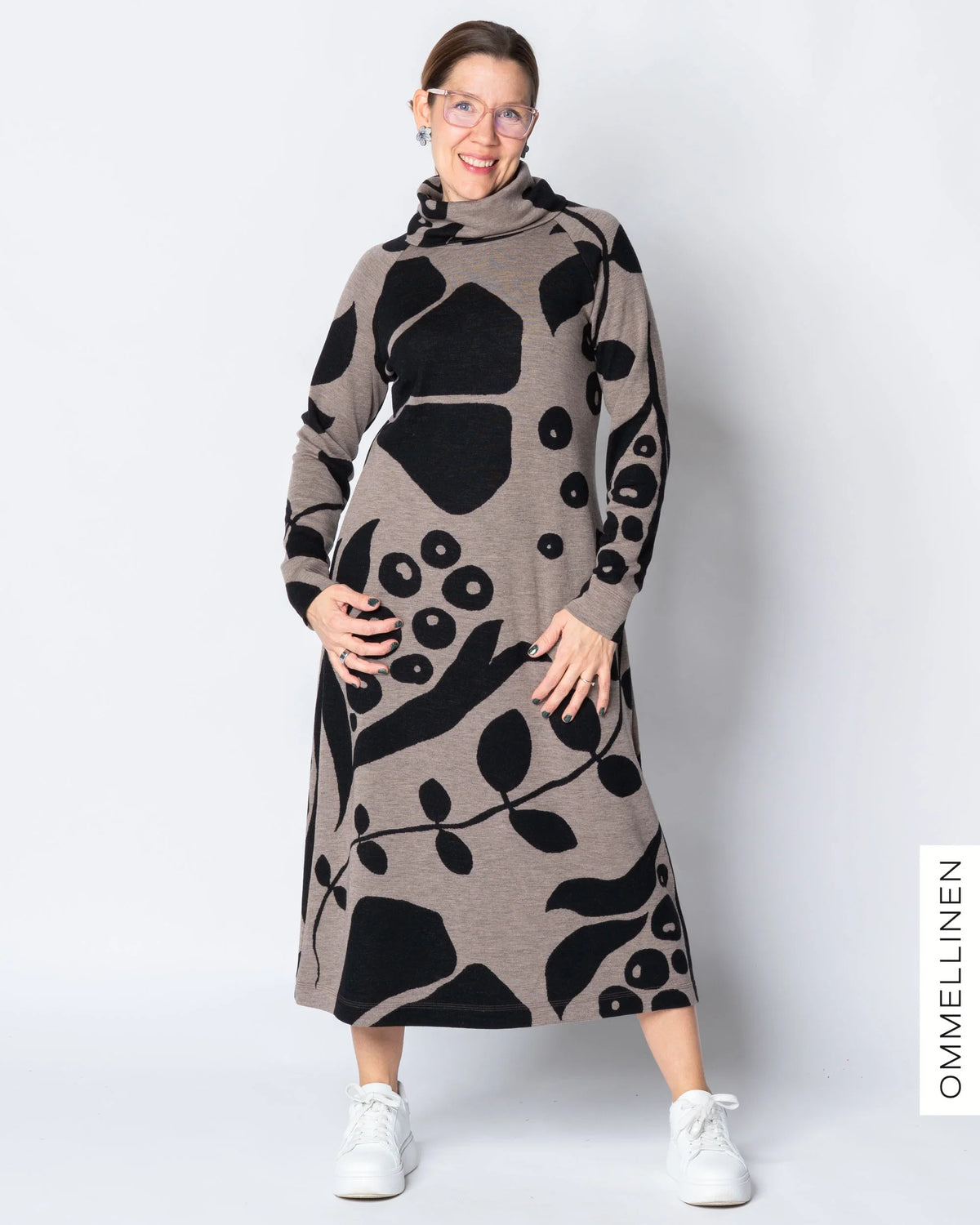 WOOL dress, Kaunotar - hazelnut/black