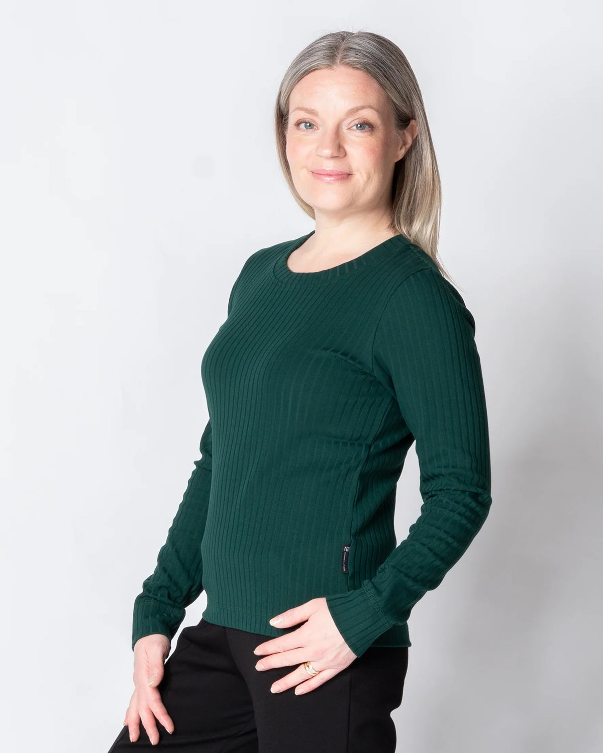 Ribbipaita, smaragdi - lievä II-laatu