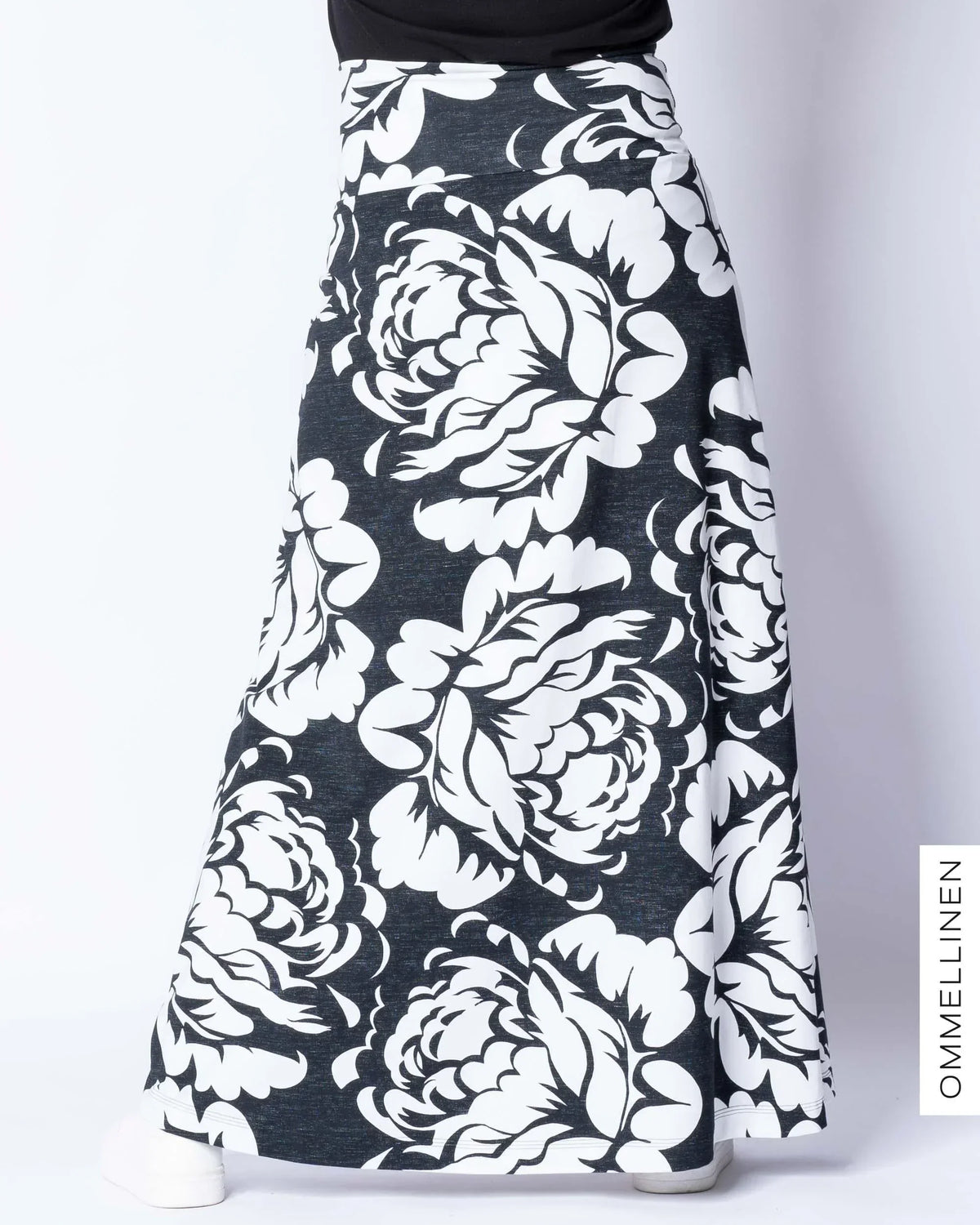 Maxihame, Babushka Roses Jätti - musta/valkoinen, lievä II-laatu - Ommellinen